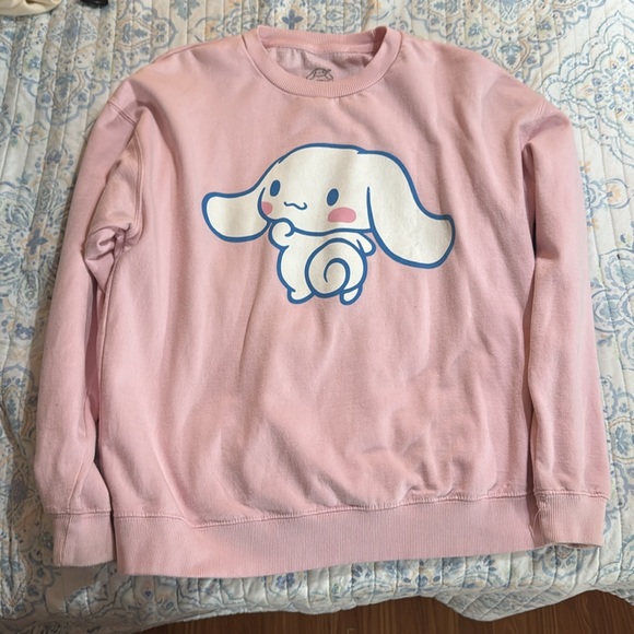 Sanrio Cinnamoroll Pink Sweatshirt with Cute Character Design XL - Picture 3 of 4